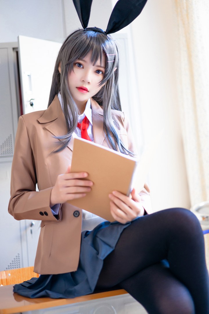 Coser@桜桃喵 VOL.120 麻衣学姐制服 [52P-482MB]推荐预览图